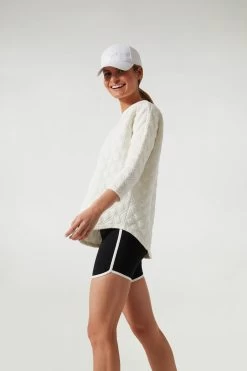 White Ally Swing Sweatshirt -Vogue Vista Clothing 1zDLTP8rNcU8DKIIvqZ1oWU0yHJ1t5S3 1