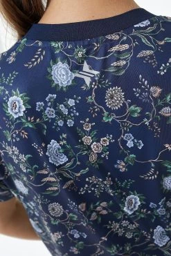 Navy Wildflower Short Sleeve Ryan Boyfriend Tee 14 Navy Wildflower Short Sleeve Ryan Boyfriend Tee -Vogue Vista Clothing 24nubl7yR3FgfA2Gtt3z7iel1qTQewMJ 1