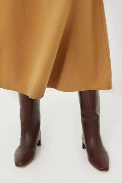 Vanessa Bruno Camel Boushra Midi Skirt -Vogue Vista Clothing 2VY3lug3qeQk3beicd0KE6PU4KHKzZAC 1