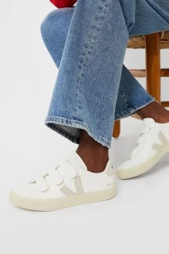 Veja Extra White Natural Recife Sneakers 7 Veja Extra White Natural Recife Sneakers -Vogue Vista Clothing 308ARkGhlbsFKHp9t37NI8rkEM22bTad 1
