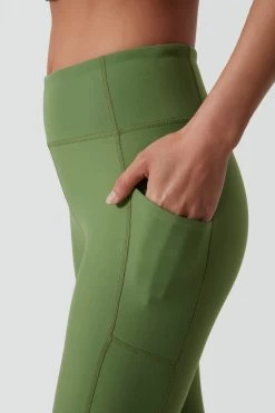 French Green And Provence Toile Kaylee Legging -Vogue Vista Clothing 3sLU6DLjAS29SAz4GDeu4ae8BHtqMwFN 1