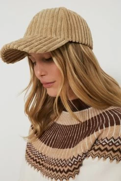 Wyeth Taupe Finley Baseball Cap -Vogue Vista Clothing 4P9UNJyh1eP2FVX1BJ7ypPElyTUxb0JU 1