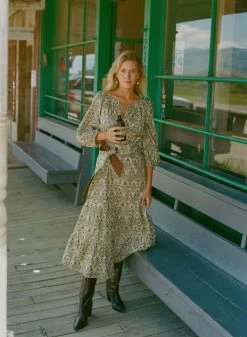 Schutz Dark Chocolate Maryana Block Heels -Vogue Vista Clothing 4qtETY2ibL3Q019mNOTqpJZDLL8vDNql 1