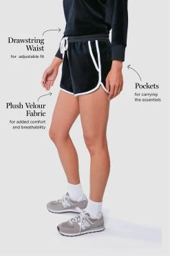 Black And White Piped Anders Short -Vogue Vista Clothing 4t7GXmYkGQX7kfAlVHtg0hV2XK1uTqNr 1