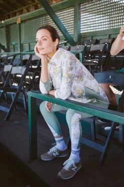 Meadow Green Chintz Ally Swing Sweatshirt -Vogue Vista Clothing 8tRQ2p0fMgAj2tScjCzEm9XkIHSssdTt 1