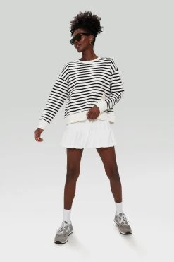 Black And White Stripe Natasha Pullover -Vogue Vista Clothing 8yFyW760H4sfWkQnfT02NEzk88eKVAiM 1