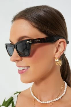 Classique Heather Mini Sunglasses -Vogue Vista Clothing 9Lyxih0WePxWbwX5HfgoL5TS7p3LKsbD 1