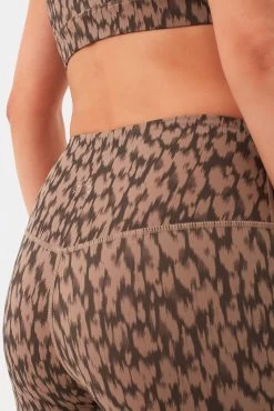 Varley Cocoa Etched Animal Form High Legging 25 -Vogue Vista Clothing 9YfVU7jVs69UeAX6wRV3ZNRTPXC4Klw4 1