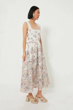 White And Flower Print Midi Dress 8 White And Flower Print Midi Dress -Vogue Vista Clothing AlWCwWMyCxeTpMi1y2FdaMUAL12wqNqI 1