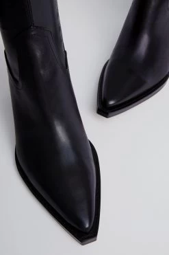 Dolce Vita Black Rutger Booties -Vogue Vista Clothing BQ7D5Ro9SmUrUUzEyCJLVAKAM0D5Fnar 1