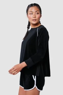 Black Velour Maggie Pullover -Vogue Vista Clothing GG14jSjNUTWqoaSNaPCRHHoHcJ5dt8jt 1