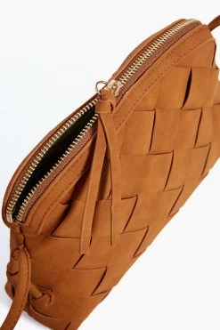 Tan Calista Woven Crossbody -Vogue Vista Clothing Kq9ZZnaY3ne1S8CWcYxBVe5EglVybYhm 1