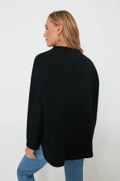 Black Bowie Popover -Vogue Vista Clothing MU9CUEJt37G4yYVYPpkFQM2bA89lSnWM 1