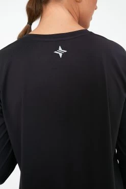 Black Long Sleeve Ryan Boyfriend Tee -Vogue Vista Clothing QFaGyQ9EvhN2j6dDCIwbU8g6UP9DGYHE 1