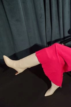 White Lou Walking Boots -Vogue Vista Clothing QUrDwPDHRqdPObXqLwt7xFjEMScCONhQ 1