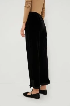 Black Velour Jojo Pants -Vogue Vista Clothing QcxUIOMr3R51LuBxatrbsPxB9ven3g7Q 1