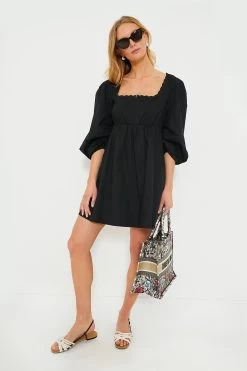 Tory Burch New Ivory Multi Strap Sandal -Vogue Vista Clothing QlPIQeRxQRxvvPj3EXDHM0nTnWaOHvBF 1