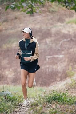 Black And Beige Water Repellant Edwards Anorak -Vogue Vista Clothing UPDFo14GuZEnTeEMxwoMl0RBg9VANP7y 1