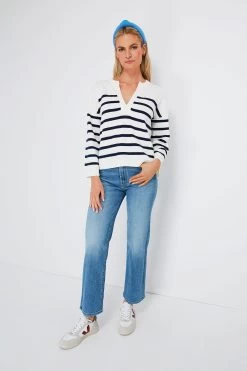 Veja White Marsala Brittany V-10 Sneakers 7 Veja White Marsala Brittany V-10 Sneakers -Vogue Vista Clothing aWa9Bkjm7QdK2CWtzpgBfYpo7jAhPjpS 1