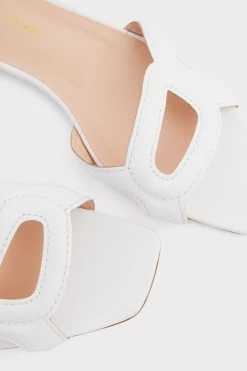White Picaroon Sandal -Vogue Vista Clothing bNEIxcd5Cl1mI2ZqGPxh39jrwaPQ4bLM 1