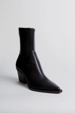 Dolce Vita Black Rutger Booties -Vogue Vista Clothing e8Nnz3KrMzwBCtJPY6JqN8BIX4rshweT 1