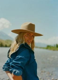 Tune Good Hat -Vogue Vista Clothing j4IeVVFv1CxYTbsn0YMS8ImoigekKout 1