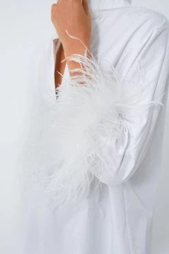 White Feather Willow Blouse -Vogue Vista Clothing jc5ch20jH0ybvlmbKcsrNHz6R6sTQUmJ 1