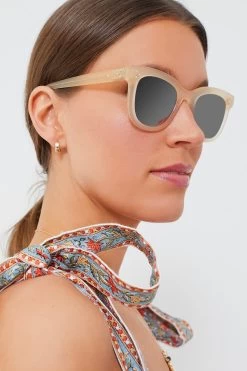 Blonde Jena Sunglasses -Vogue Vista Clothing laUmLUa9MzduPELeYIH4LeJT8mENUI4L 1