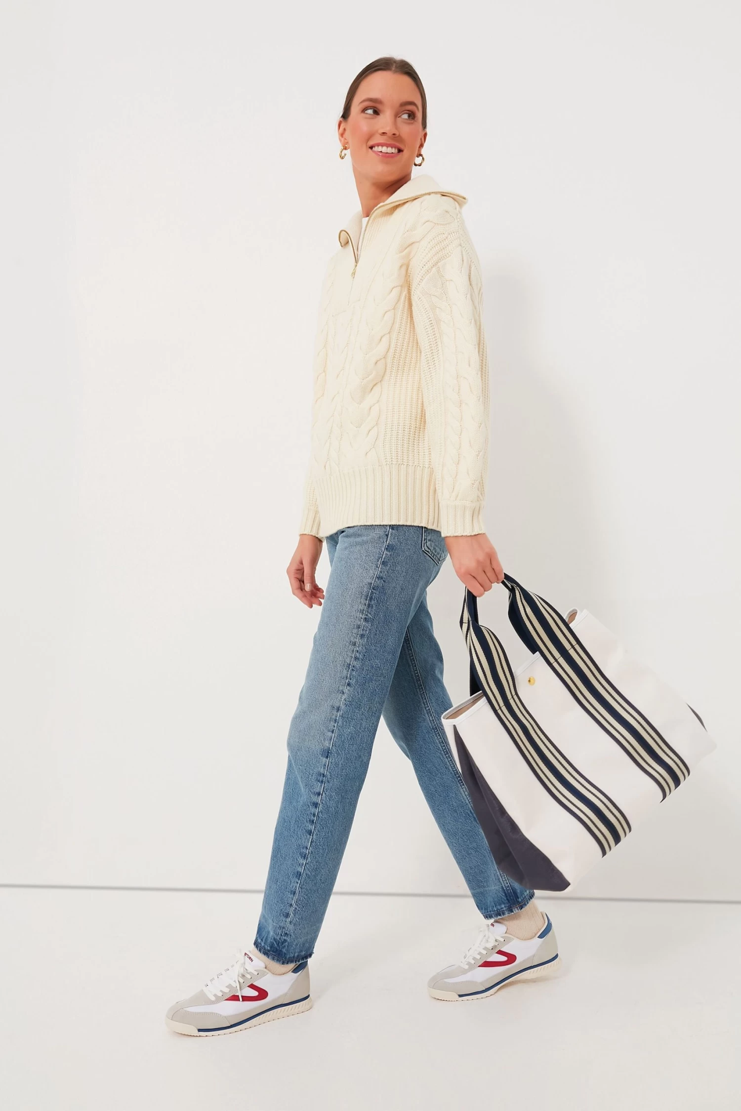 White And Navy Traversee L Fine Straw Tote 2 White And Navy Traversee L Fine Straw Tote - Image 2
