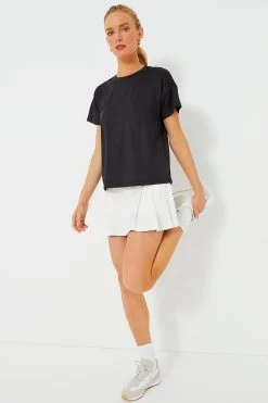 Black Short Sleeve Ryan Boyfriend Tee -Vogue Vista Clothing ohzq5j5mpPtLfKRWUpLmN21pschSjRes 1