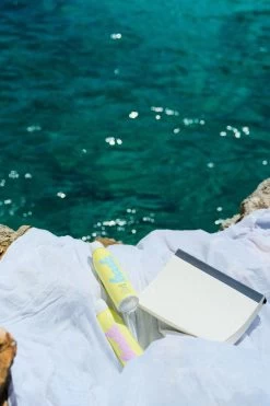 Invisible Mist Sunscreen Continuous Spray SPF 50 -Vogue Vista Clothing rdh9jJhDR7HFS08zdskWiERH2ZFwKuLf 1