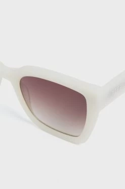 Meringue And Brown Gradient Rhys Sunglasses -Vogue Vista Clothing tskWwFYIKNtEPKUvtDEQStLiZhyv1ReW 1