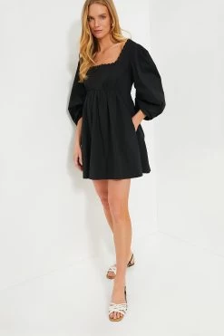 Tory Burch New Ivory Multi Strap Sandal -Vogue Vista Clothing vZW1YWfcNrBgZj2UKlf0xDUQW6CLkwvJ 1