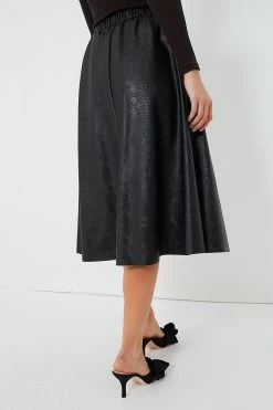 Black Vilma Vegan Leather Embossed Skirt -Vogue Vista Clothing w0lxw2th47Z5P2V5cbqriskwpEvhyYQB 1