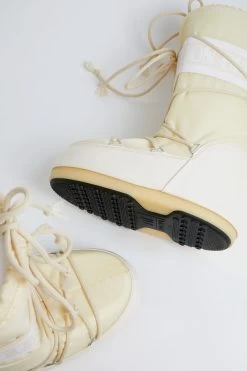Moon Boot Cream Icon Nylon Boots -Vogue Vista Clothing w7ATDXEOsOnmSTqweDeXpqTY6dOcOKKS 1